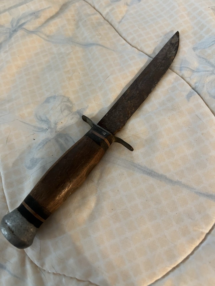 Vintage Hunting Knife