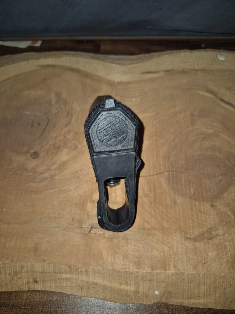 SB3 arm brace
