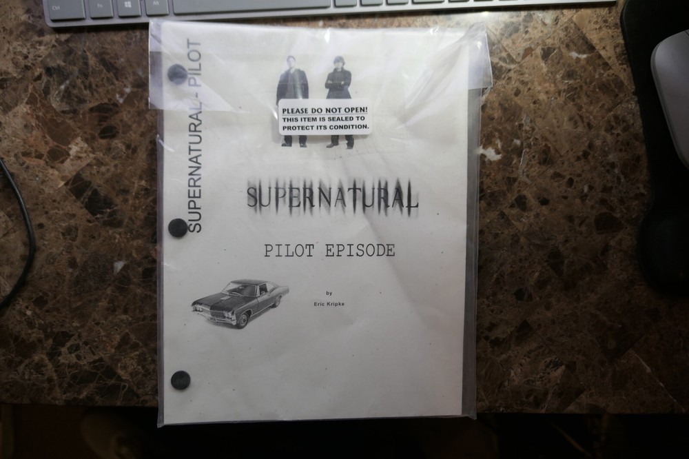 SUPERNATURAL TV Studio Script Pilot by Eric Kripke GENUINE