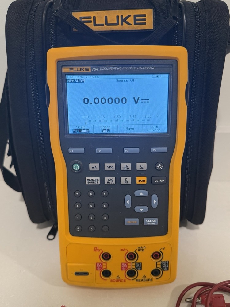 FLUKE 754 DOCUMENTING PROCESS CALIBRATOR W/ ACCESSORIES