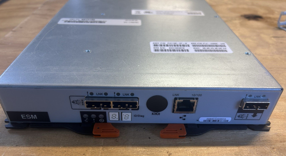 IBM Disk Array Controller 69Y0189 SAS Ethernet for SAN Disk Arrays 69Y0259