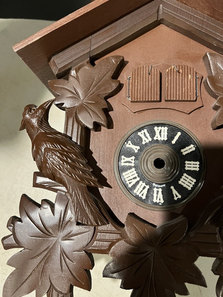 Vintage Cuckoo Clock Wooden Case