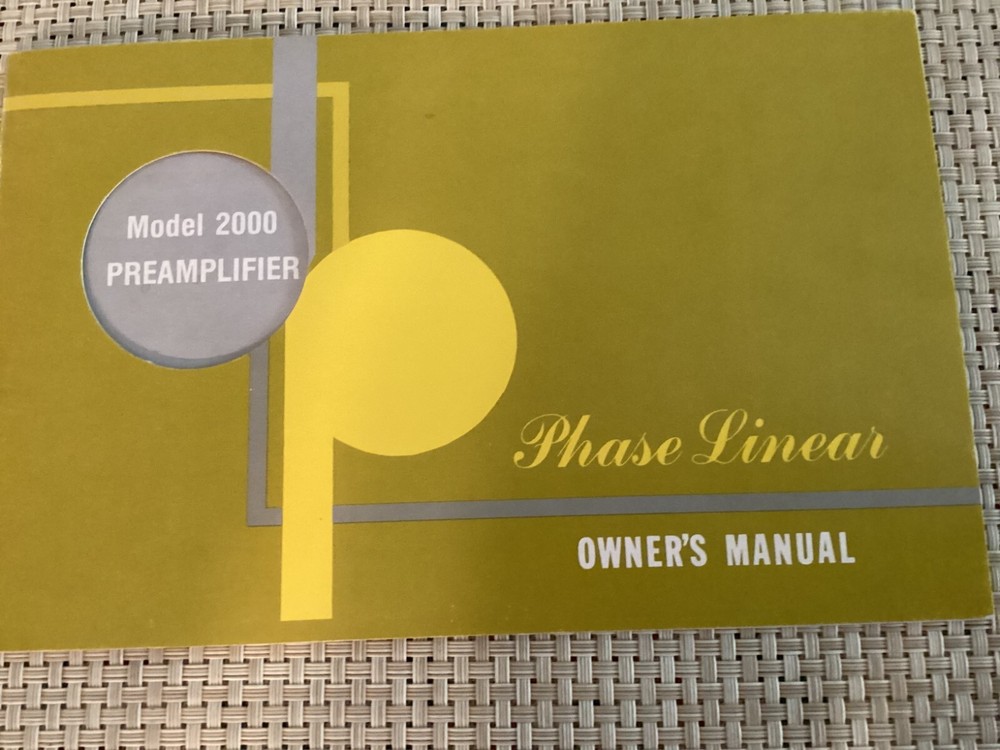 Phase Linear 2000 Stereo Preamplifier w/ Walnut Case & Original Owner's Manual