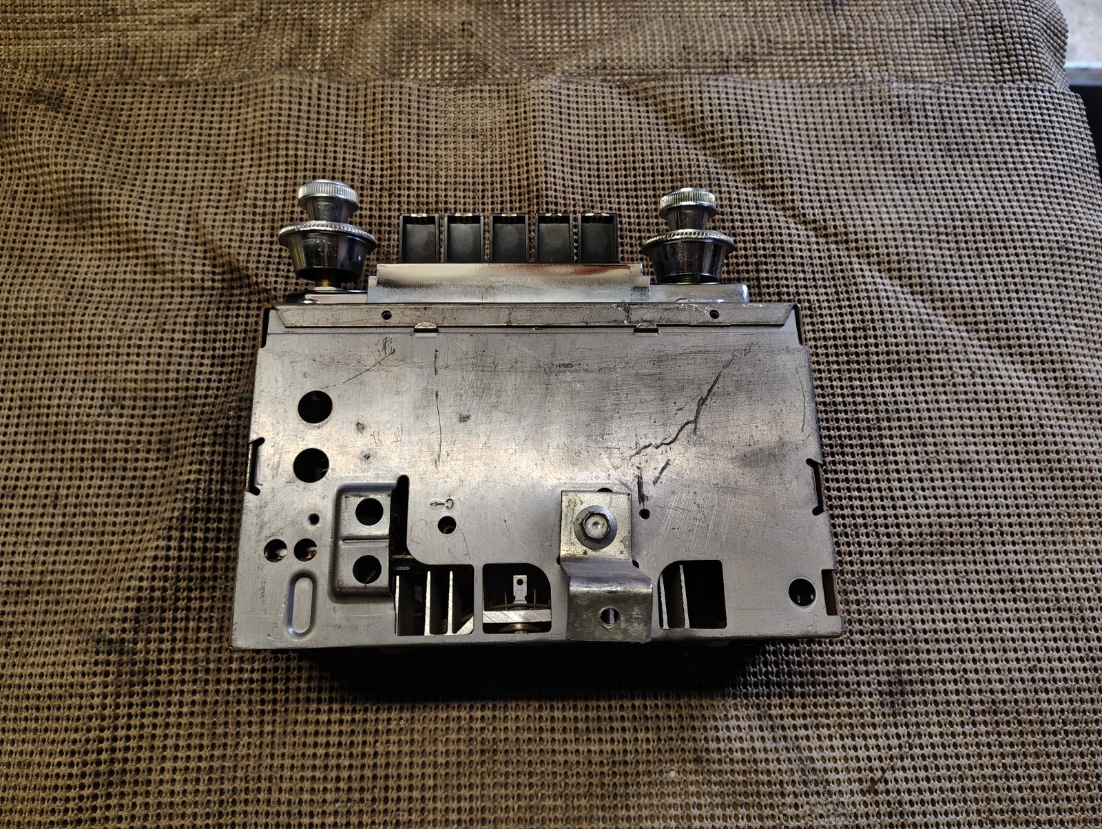 1964 Buick Skylark Special Deluxe Sport Wagon Factory AM Radio 980649 WORKS!