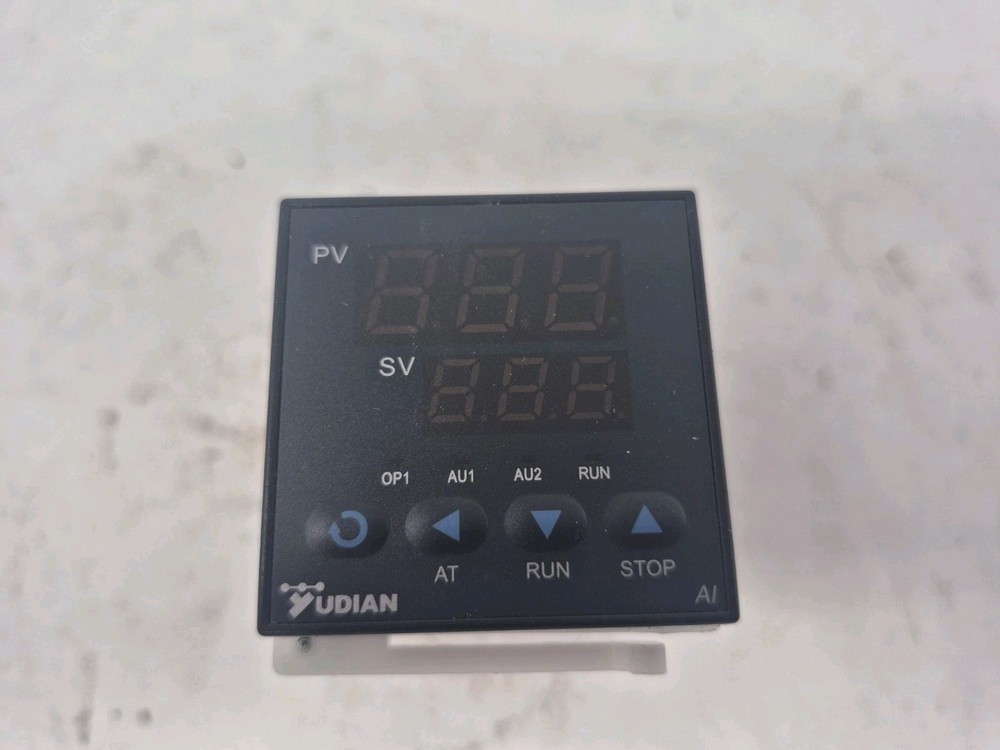 Yudian AI-208 Temperature Controller