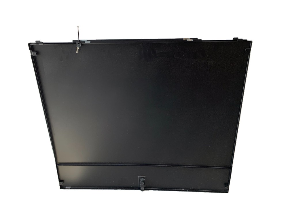 NetShelter SX® Side Panel Installation - AR7301, AR7371