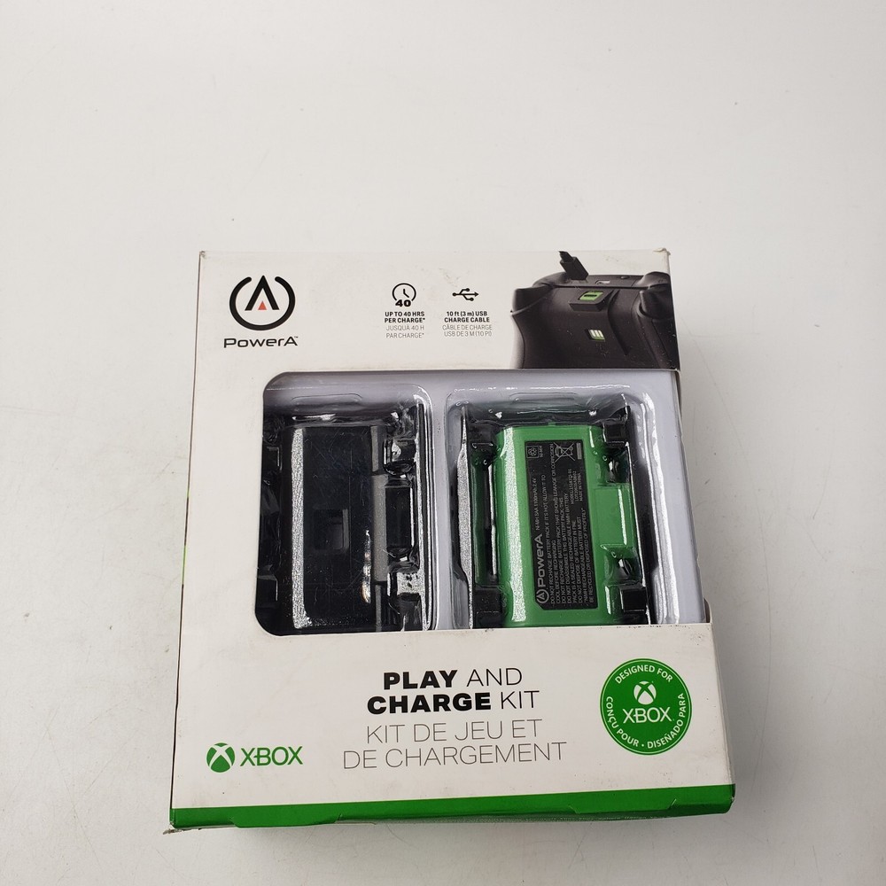 Microsoft Xbox Play And Charge Kit