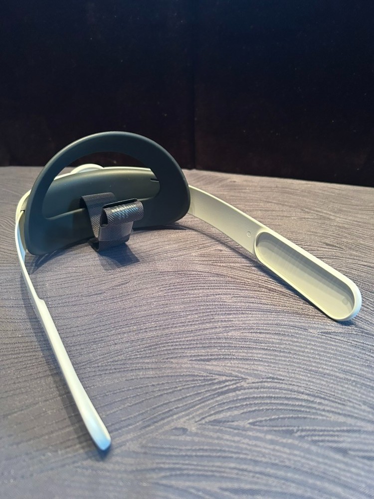 Oculus Quest 2 Elite Strap Official Meta VR Headset Strap Replacement w Box