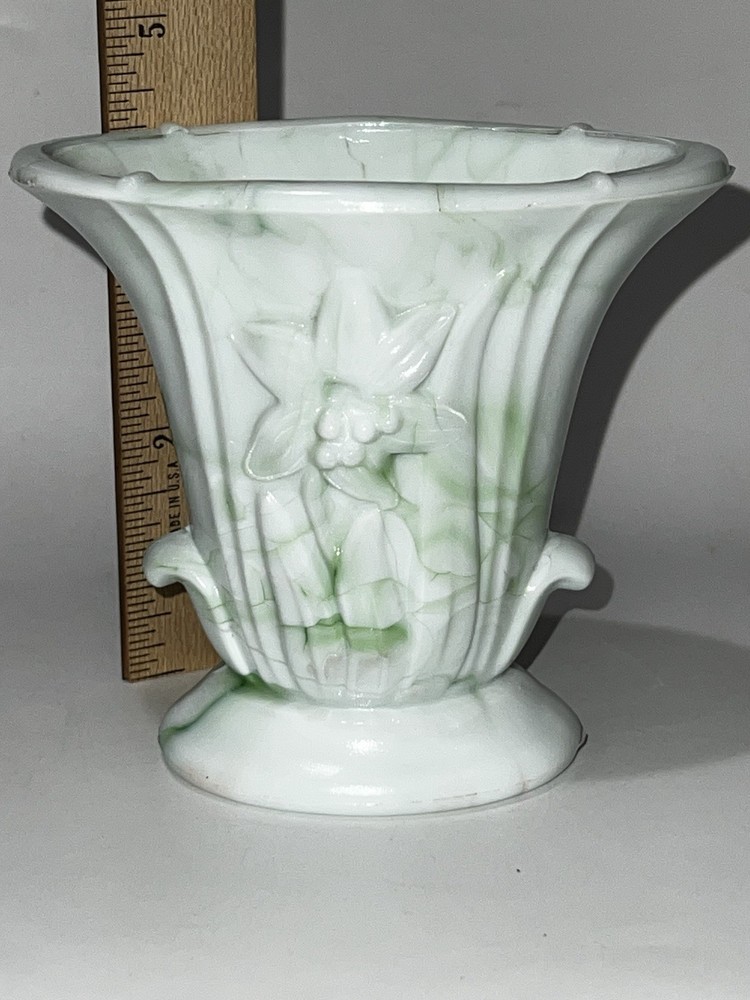 Akro Agate Slag Glass Planter Vase Lily Pattern
