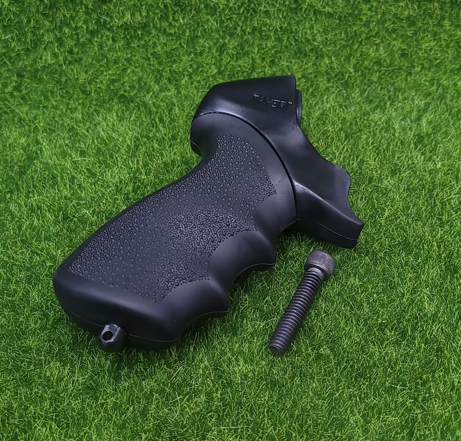 Hogue Black Rubber Tamer Shotgun Grip For 12 & 20 Gauge Mossberg 500 590 - 05014