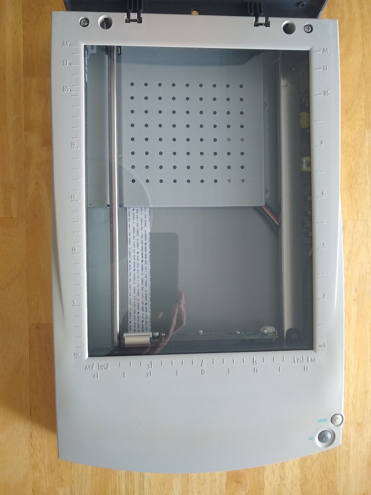 Used Microtek ScanMaker X6 Flatbed Scanner MRS-1200X6P