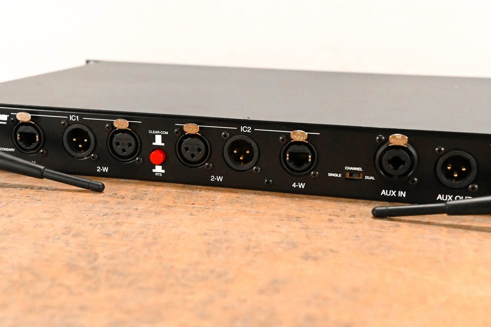 Clear-Com HME DX210 Digital Wireless Intercom System CG01NWK