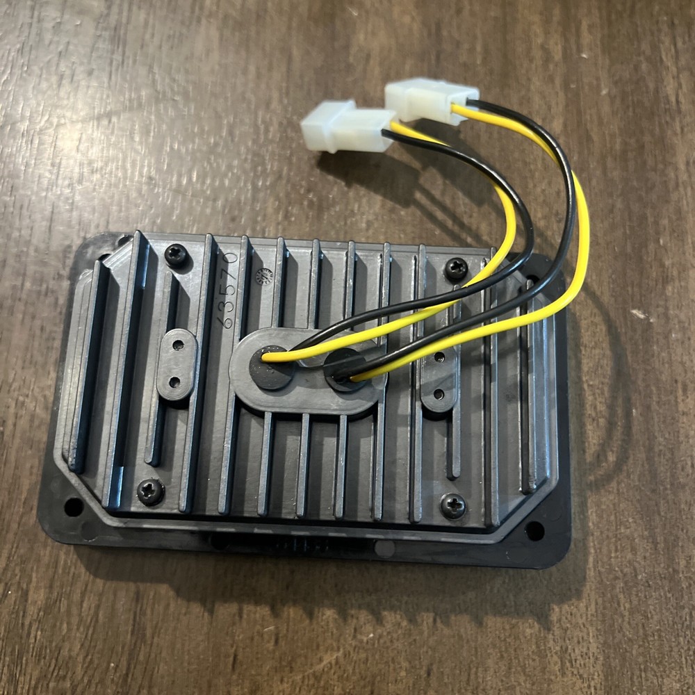 Whelen 400 Series Amber LED Split Model 40AA5SCR