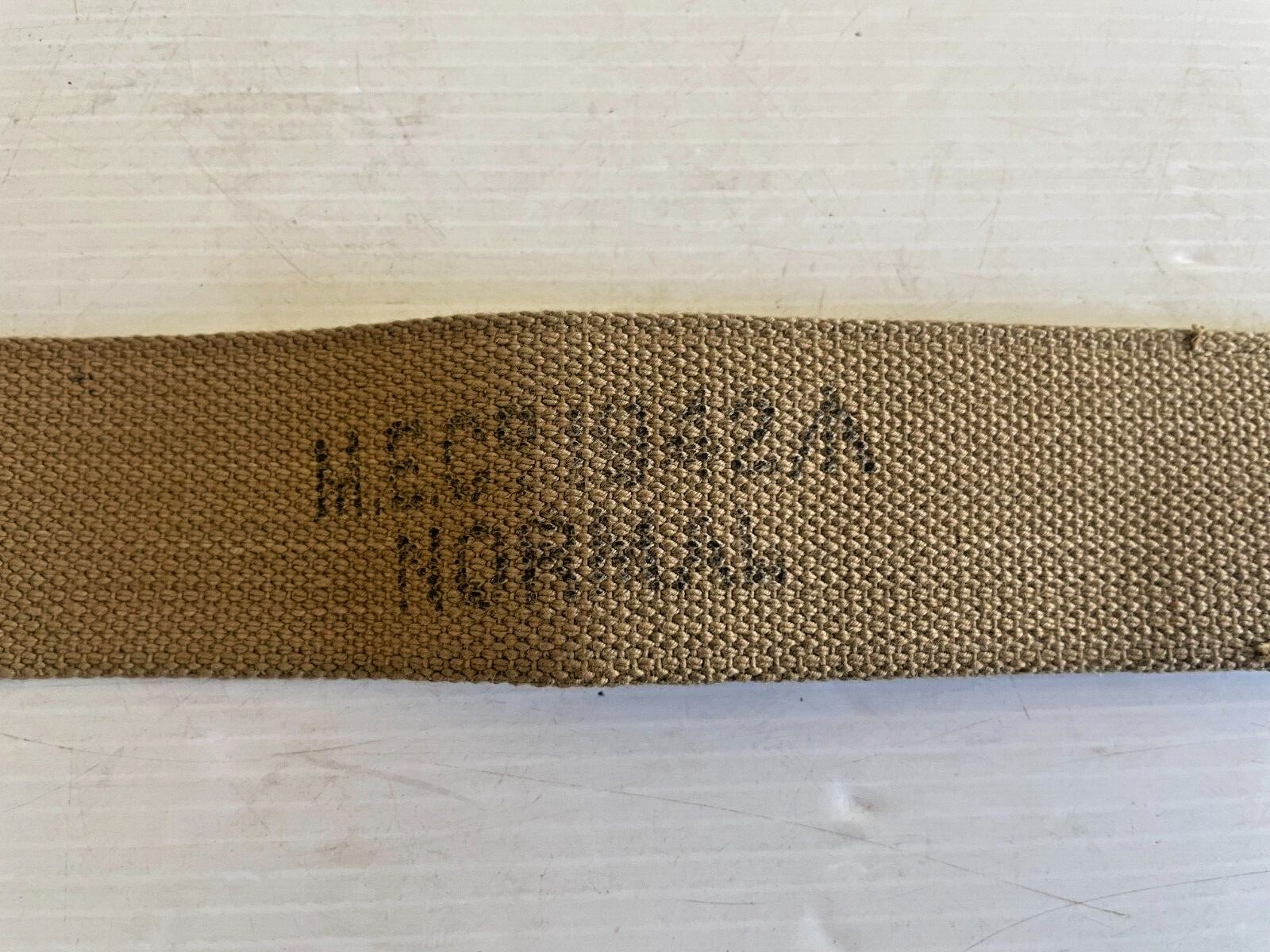 EXCELLENT CONDITION BRITISH CANVAS WW2 P37 BINOCULAR CASE (1942)