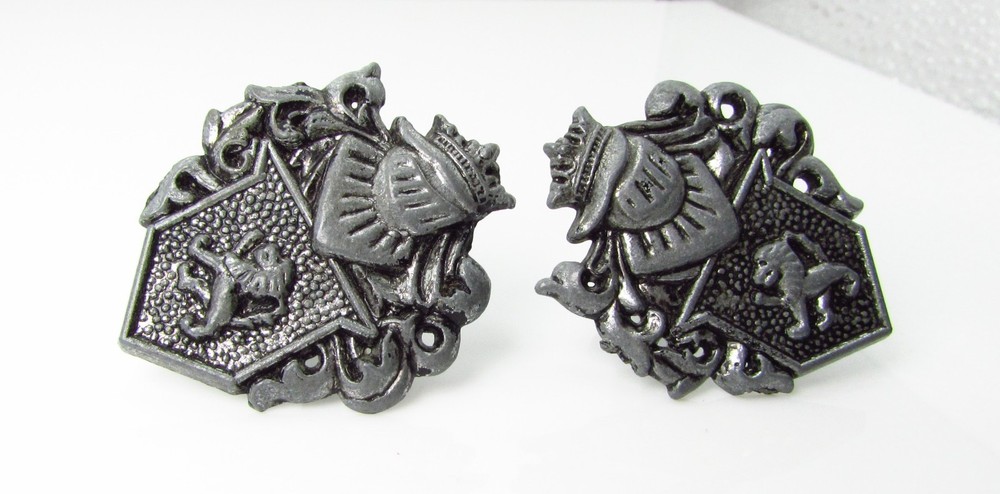 Bean Back Pewter Cufflinks with Knight and Shield Crest
