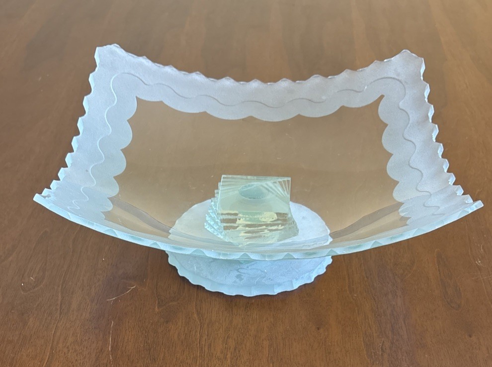 STUDIO JEFFREY SIGNED CURVED TRAY ART GLASS