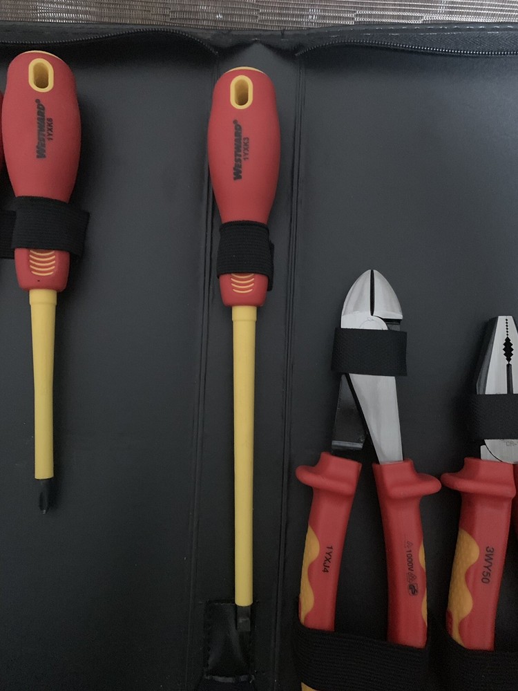 Westward 1YXJ6 7pc Insulated Tool Set