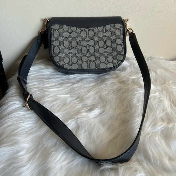 Coach Amelia Saddle Bag Navy Blue Signature Canvas Leather Crossbody C3593