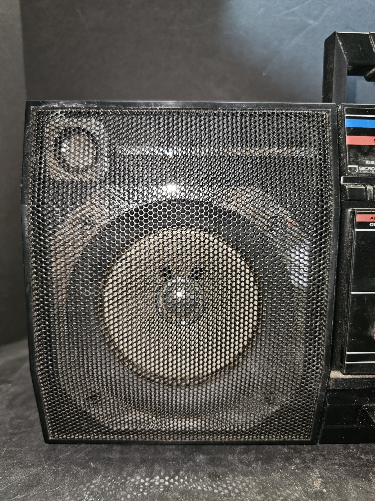 Vintage GE General Electric Boombox Model 3-5663A Radio Cassette Player - Tested