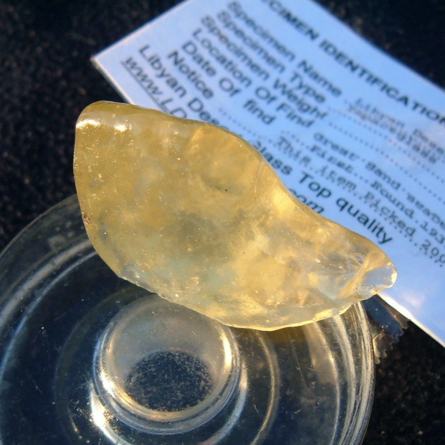 Libyan Desert Glass Meteorite Tektite impact specimen(115crt)Cristobalite Gem AA