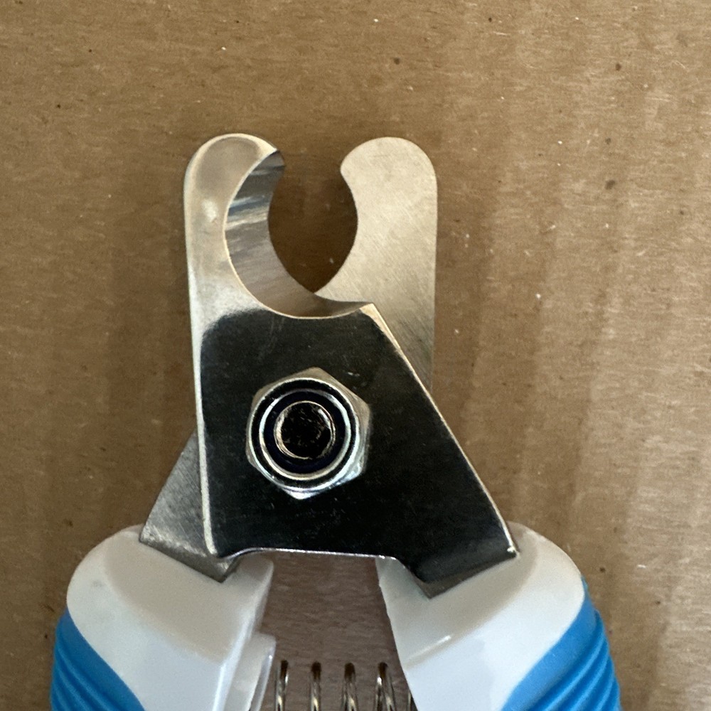 Scamper Pet Nail Clippers-Medium?