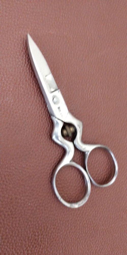 FEDERAL 174 Buttonhole Scissors - Vintage Button Hole Scissors