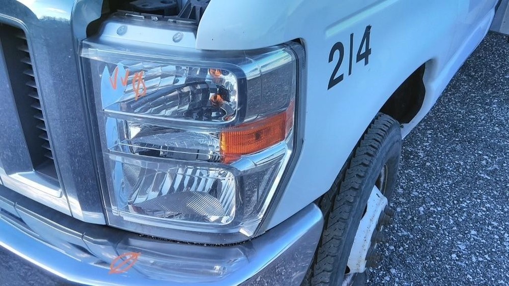 For 2016 FORD E350 HEADLIGHT Left ,  OH