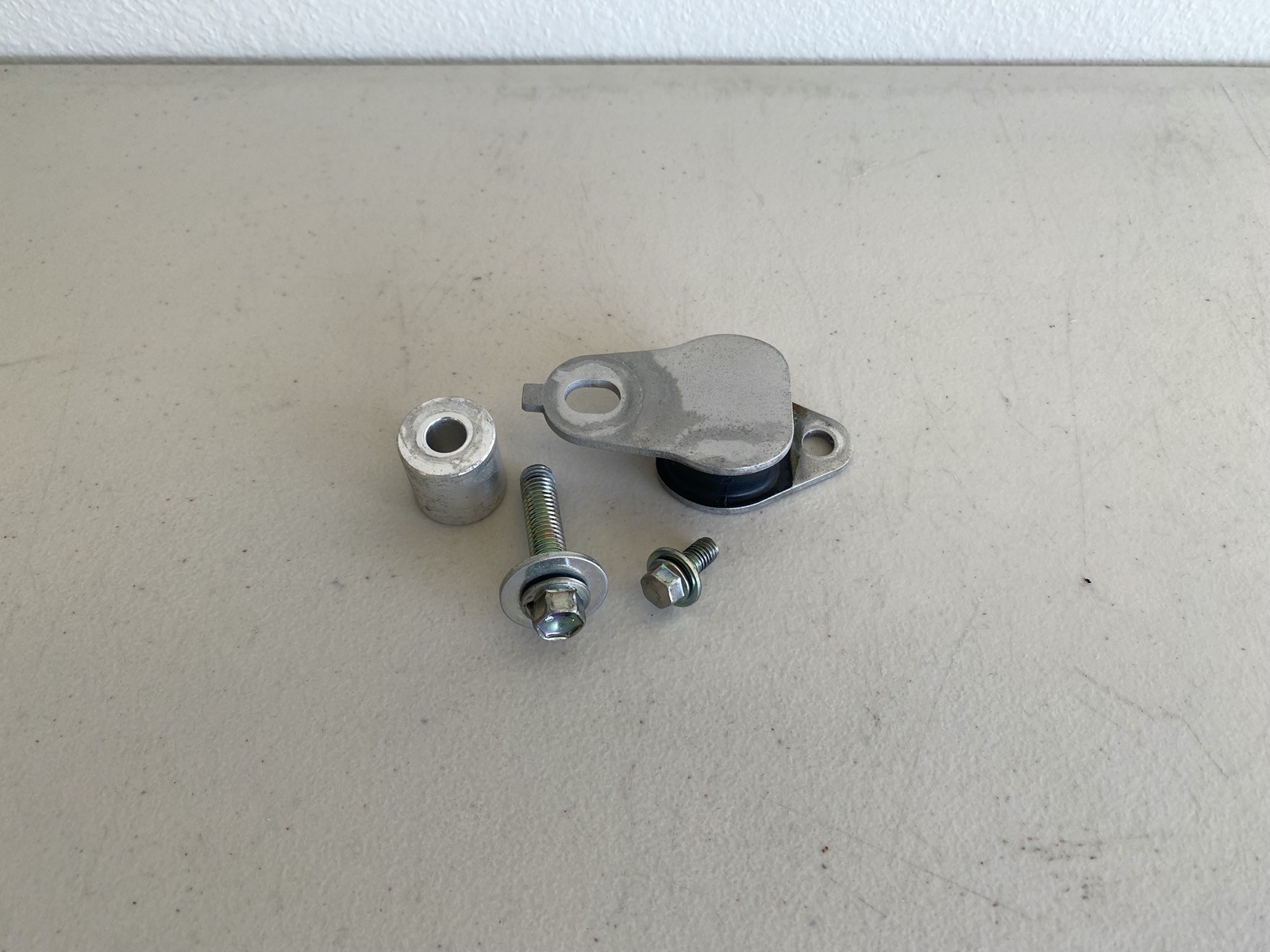 Yamaha YZ250 YZ250X 04-26 Muffler Stay Pipe Hanger OEM 5XF-14781-01-00 193