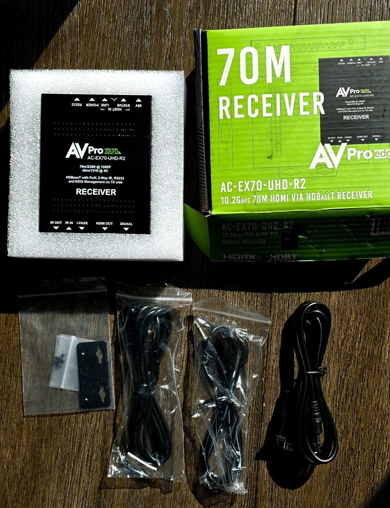 AV PRO EDGE AC-EX70-UHD-R2