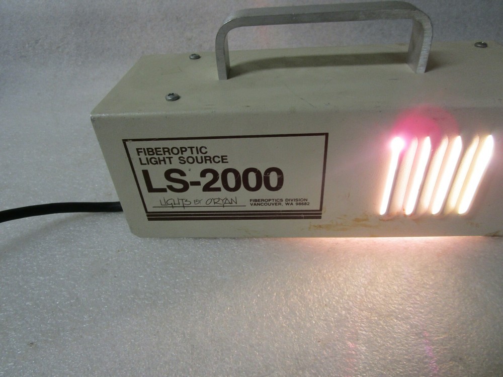 Lights by Oryan Fiber Optic Light Source LS-2000