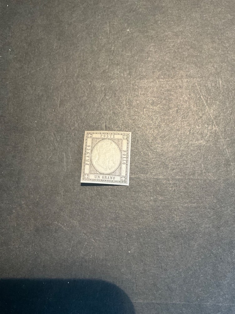 Stamps Neopolitan Scott #21 hinged