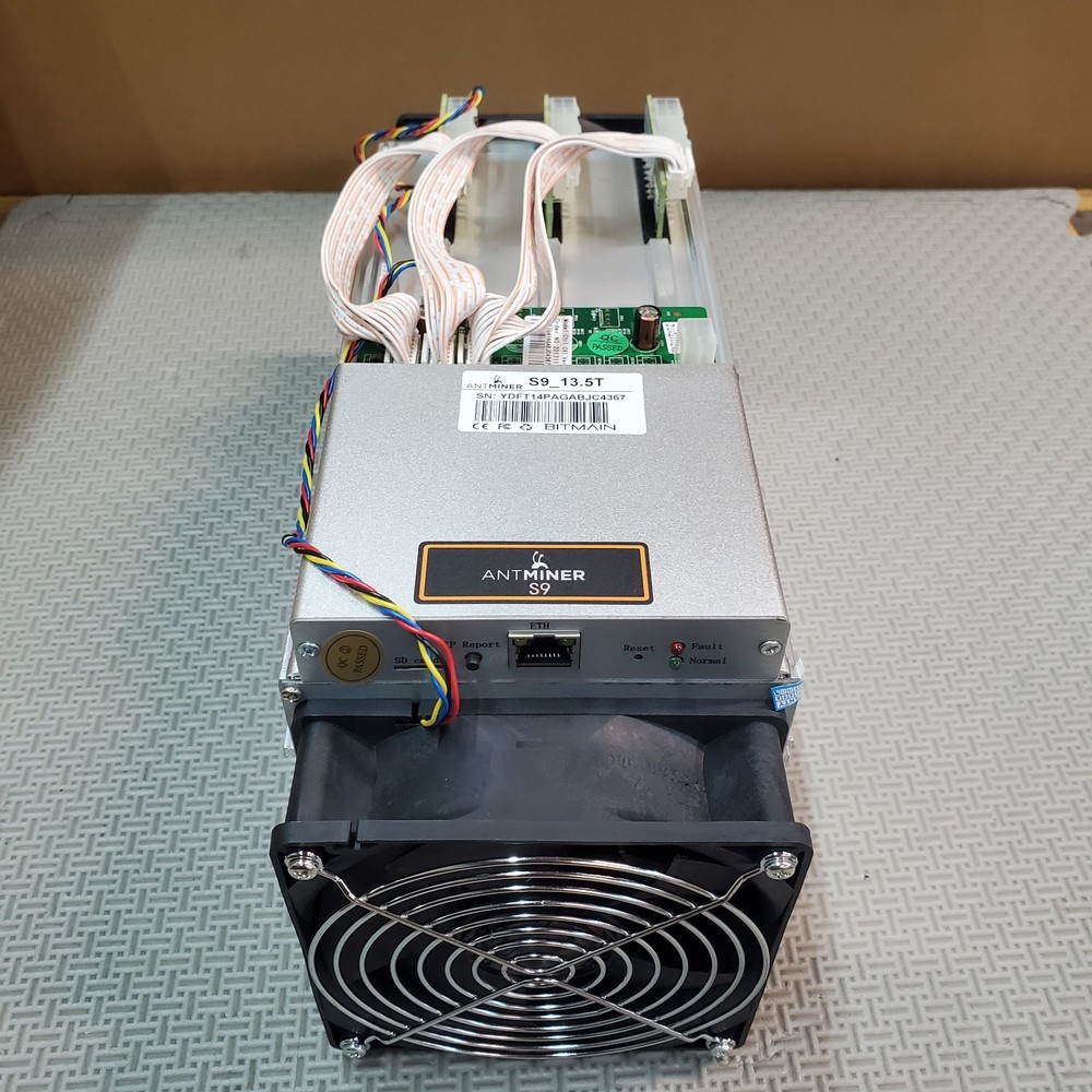 Bitmain Antminer S9_13.5TH