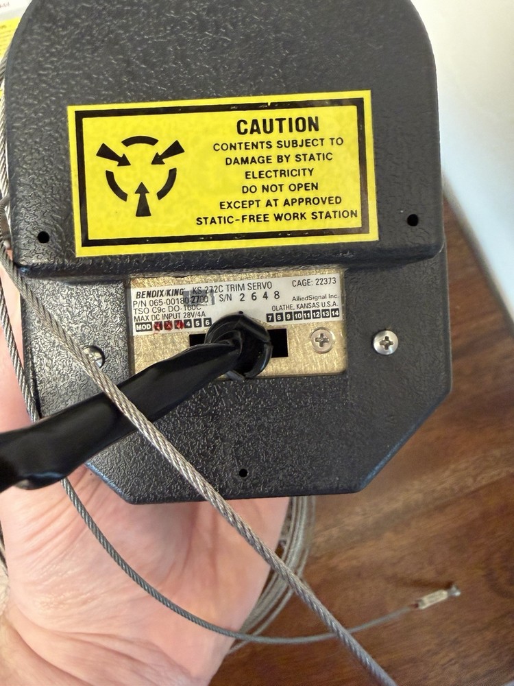 Bendix/King KAP 140 complete Auto Pilot, servos, Cessna, Piper, Beechcraft