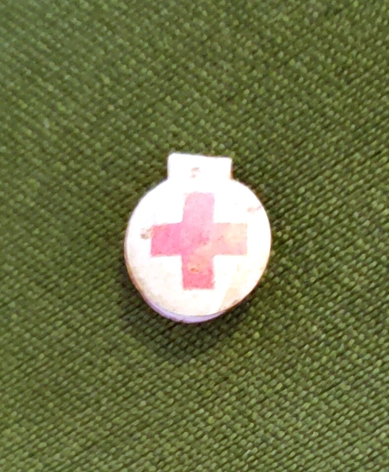 Vintage Mini 1/4" Red Cross Button Folding Pin