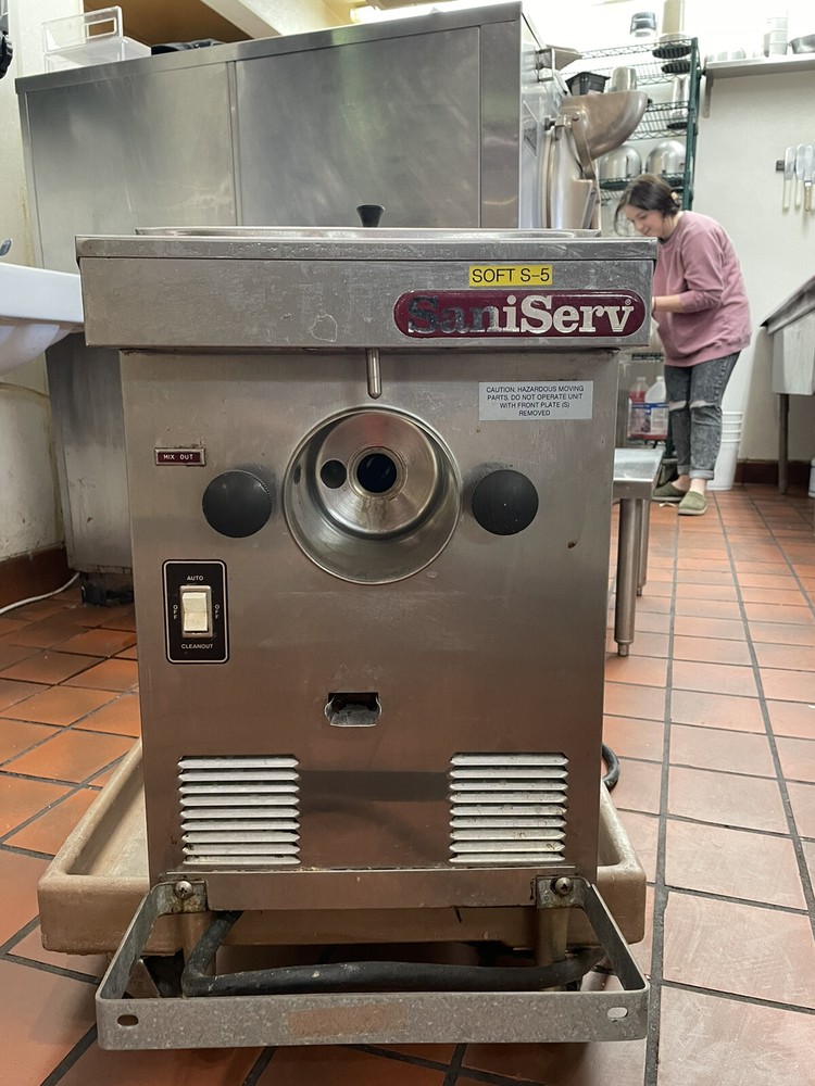 SaniServ Soft Serve Yogurt