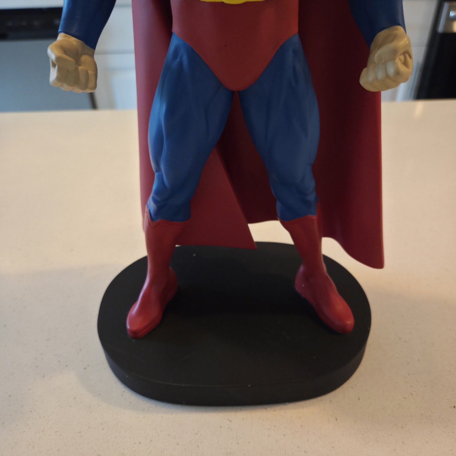 SUPERMAN WARNER BROS STUDIO STORE FULL-SIZE STATUE .. 13" TALL