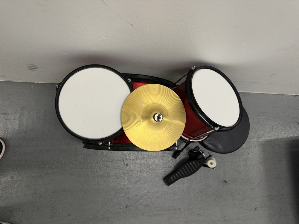 kids drum set used Missing Some Parts