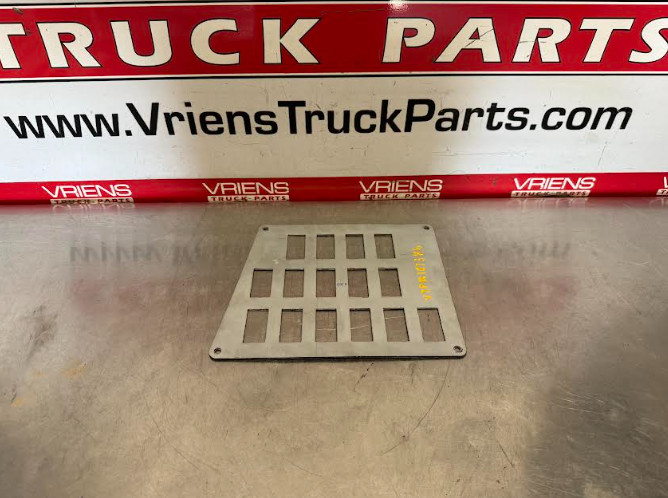 INTERNATIONAL ROCKER SWITCH PANEL