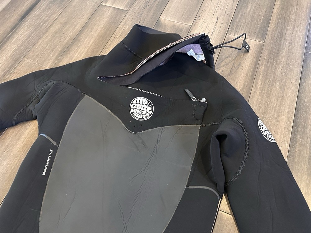 Rip Curl Wetsuit E5 Flash Lining Flashbomb 3/2mm-Sealed Size Medium Tall MT