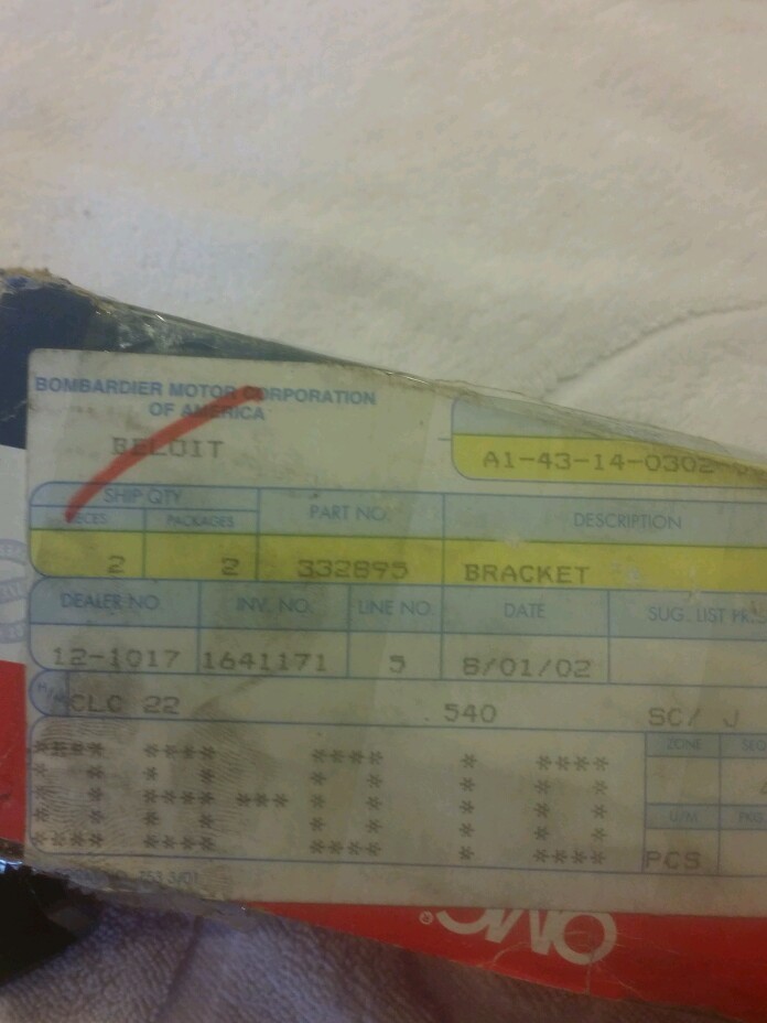 EVINRUDE JOHNSON BRACKET 332895