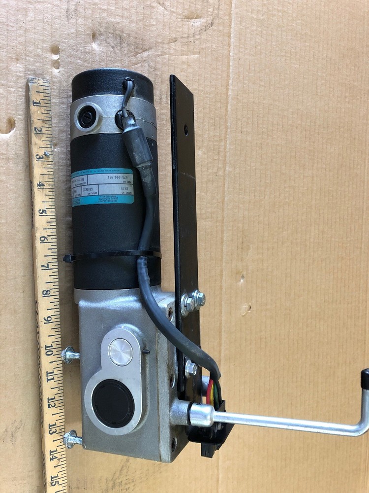 34518900 Rascal Motor E675 Right Side