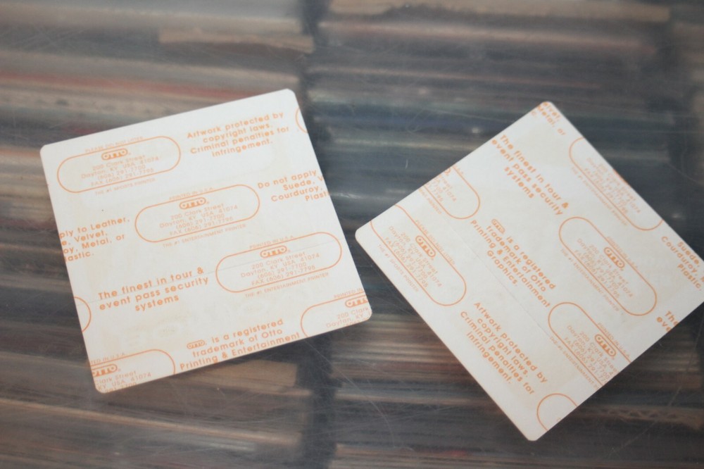 Bon Jovi - 2x unused Backstage Pass - FREE POSTAGE - Lot#010