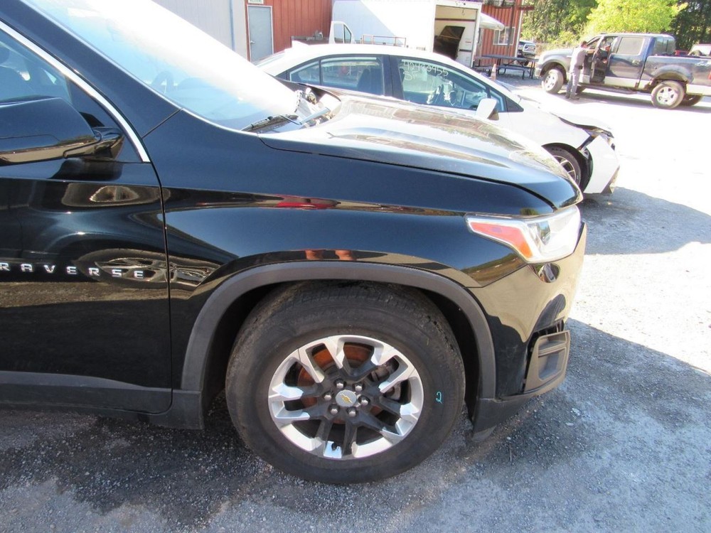 TRAVERSE 2019 Glove Box 1076809