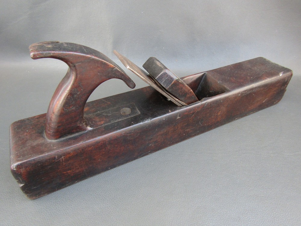Wooden 16" jack plane vintage old tool with offset handle