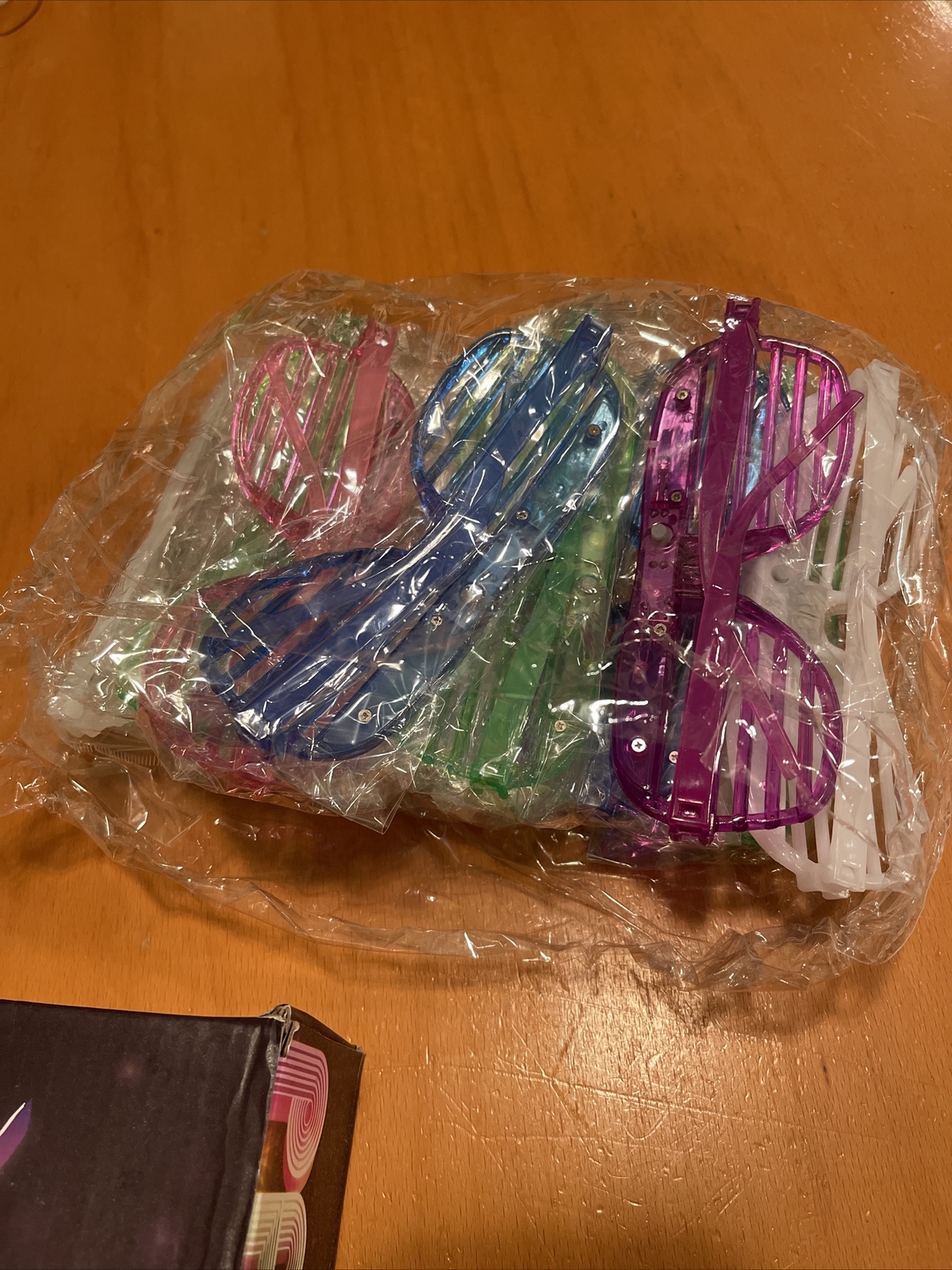 LED Glow Party Sunglasses NEW