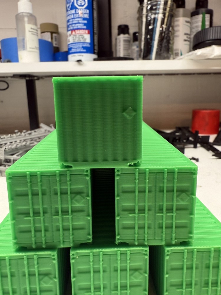 Ho Scale 40 Ft Shipping Container