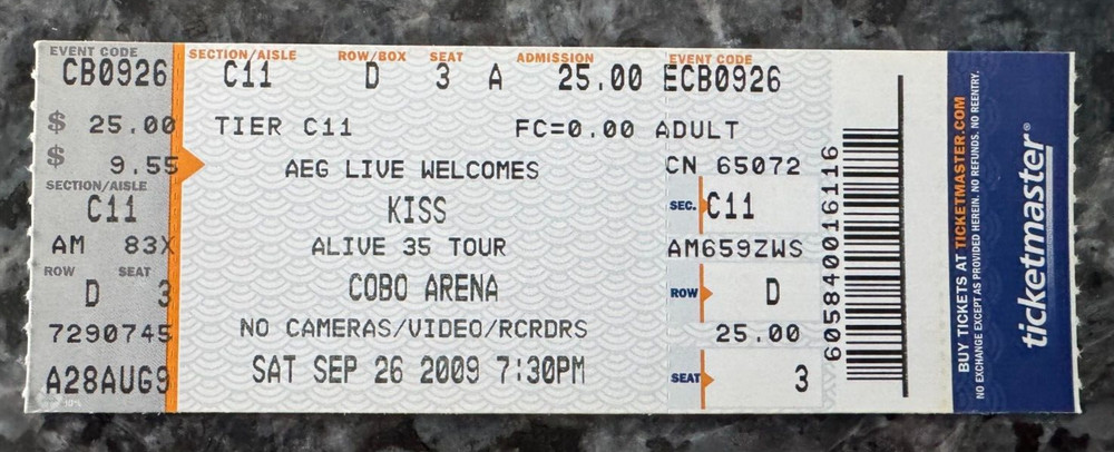 Kiss Full Ticket Cobo Hall Detroit 9/26/09