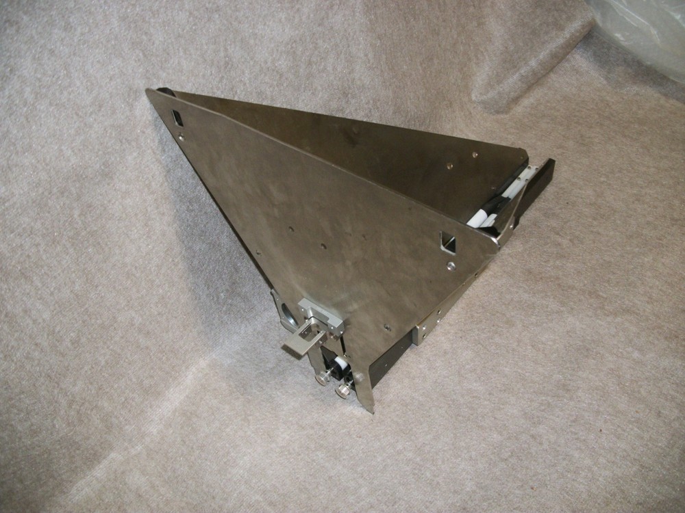 LARGE HOPPER FOR A DELTA HARTNETT INK PRINTER