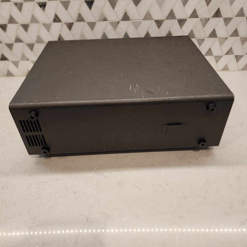 Olympus CLE 3 Endoscopy Cold Light Supply Source Great Condition