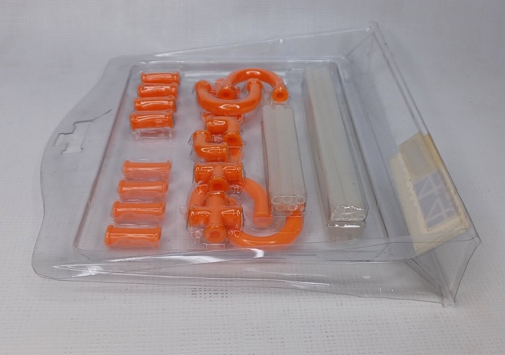 Orange & Clear Plastic Straws STEM Building Toy Set